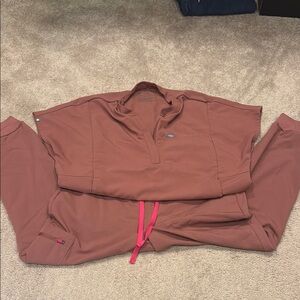 Stylish Mauve Scrub Set with Pink Accents